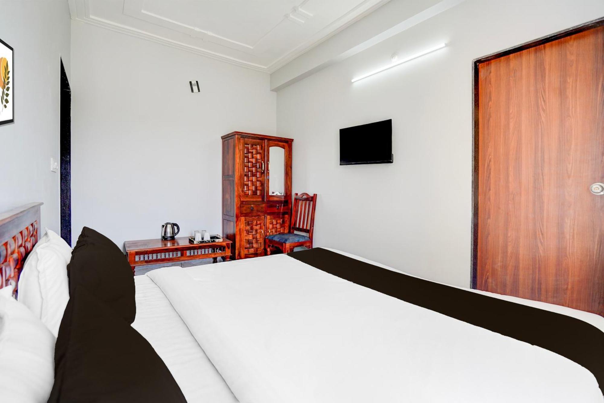 Hotel O Shree Gurukripa Khātu Esterno foto